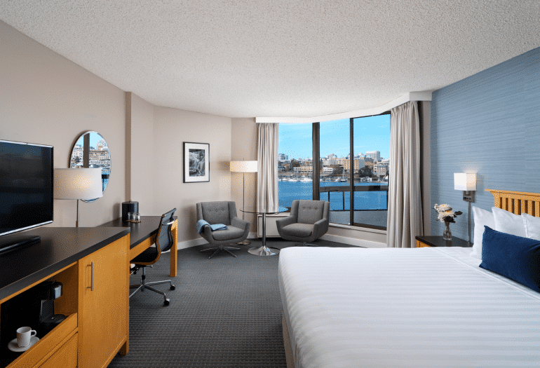 Laurel Wing Inner Harbour Guestroom with king size bed